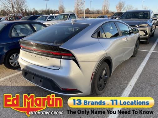 2025 Toyota Prius LE