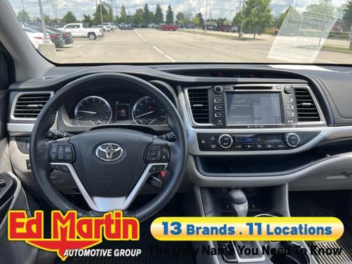 2017 Toyota Highlander Limited