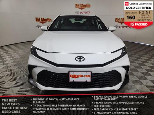 Ice Cap 2025 Toyota Camry SE