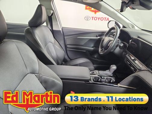 2025 Toyota Camry XLE