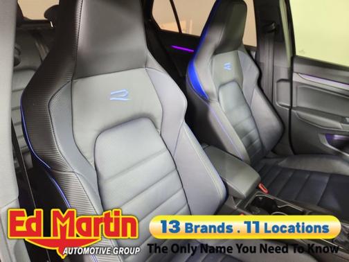 2022 Volkswagen Golf R 2.0T Manual