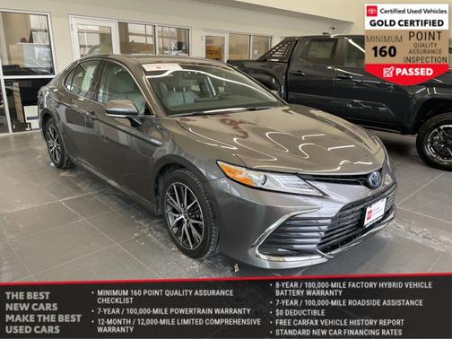 2021 Toyota Camry Hybrid XLE
