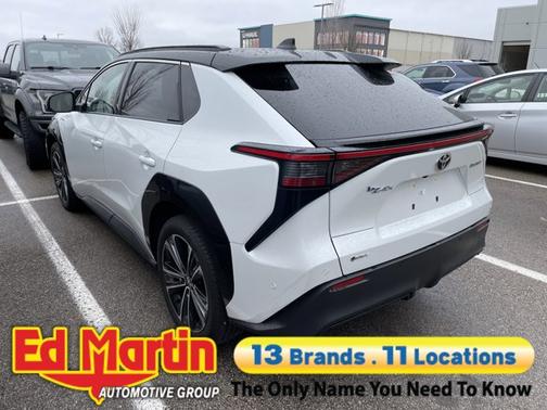 Wind Chill Pearl w/Black Roof 2024 Toyota bZ4X Limited