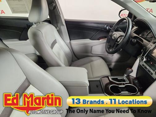 Classic Silver Metallic 2013 Toyota Camry XLE