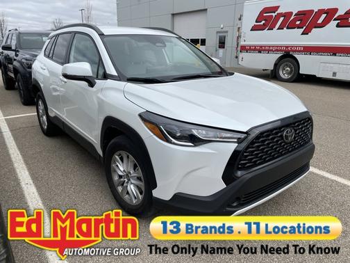 Wind Chill Pearl 2023 Toyota Corolla Cross LE