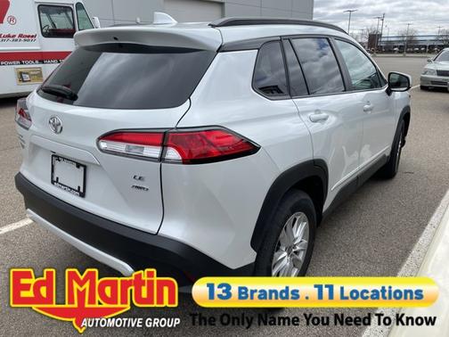 Wind Chill Pearl 2023 Toyota Corolla Cross LE