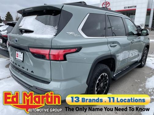 2024 Toyota Sequoia SR5