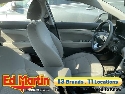 2019 Hyundai ELANTRA SEL