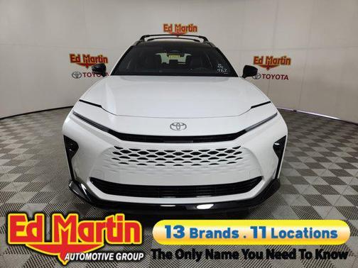 2025 Toyota Crown Signia Limited