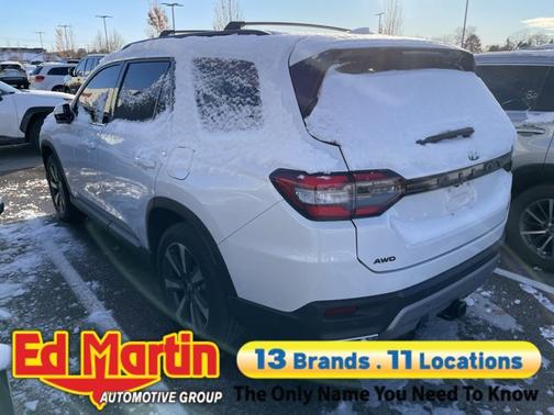 2023 Honda Pilot AWD Elite