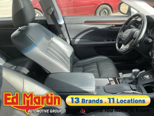 2016 Lexus ES 300h Base