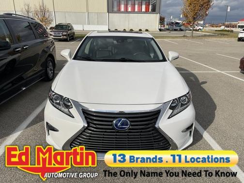 2016 Lexus ES 300h Base