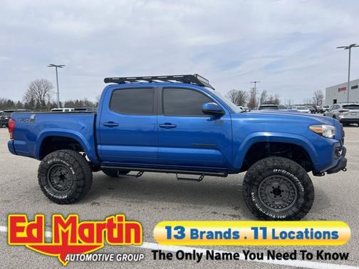 2017 Toyota Tacoma TRD Sport