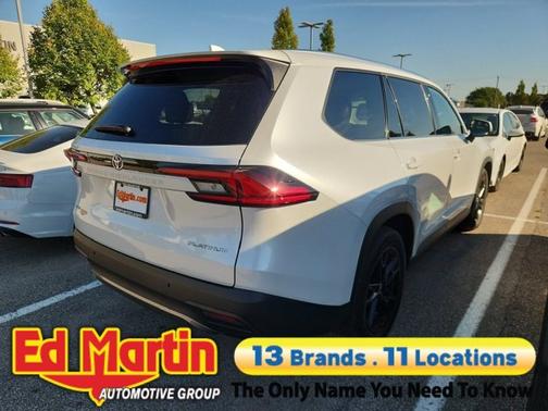 Pearl 2026 Toyota Grand Highlander Platinum