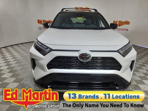 2025 Toyota RAV4 Hybrid SE