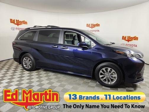 2025 Toyota Sienna XLE