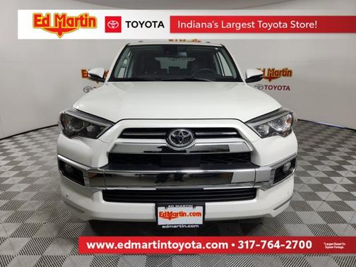 Photo 3 of 35 of 2020 Toyota 4Runner Limited