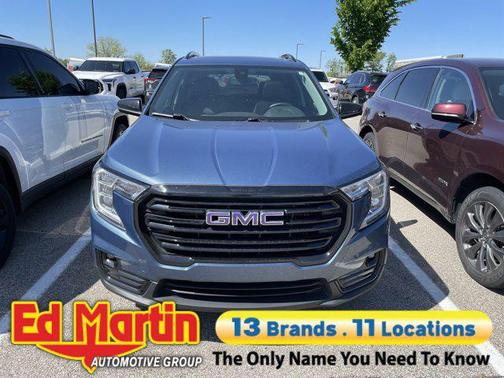 Downpour Metallic 2024 GMC Terrain SLT