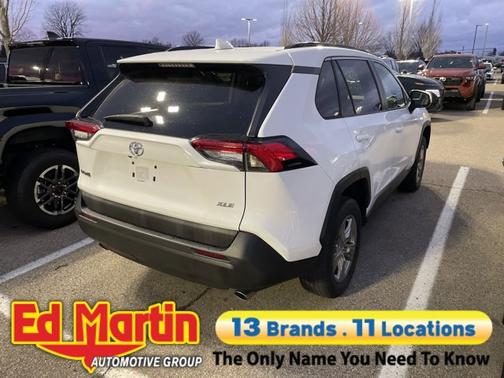 2022 Toyota RAV4 XLE