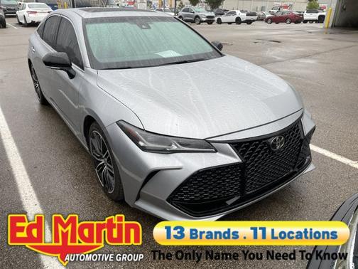 2022 Toyota Avalon Touring