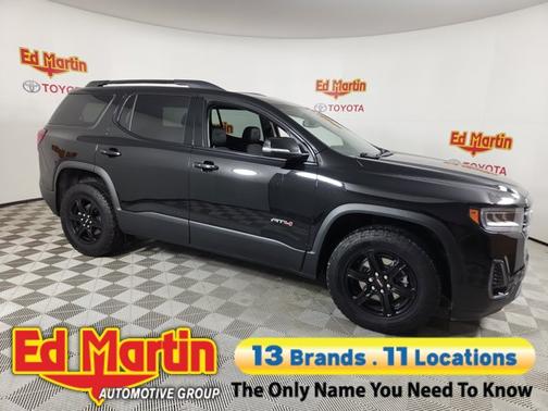 2023 GMC Acadia AWD AT4