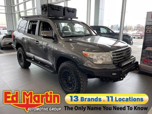 2013 Toyota Land Cruiser Base