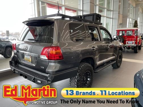 2013 Toyota Land Cruiser Base