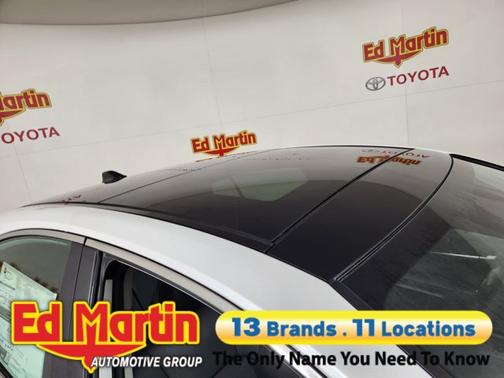 Wind Chill Pearl 2026 Toyota Camry XLE