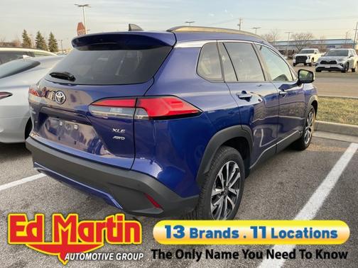 2025 Toyota Corolla Cross XLE