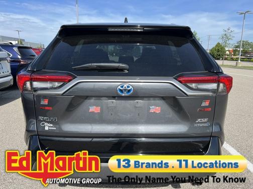 2021 Toyota RAV4 Hybrid SE