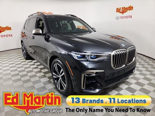2021 BMW X7 M50i