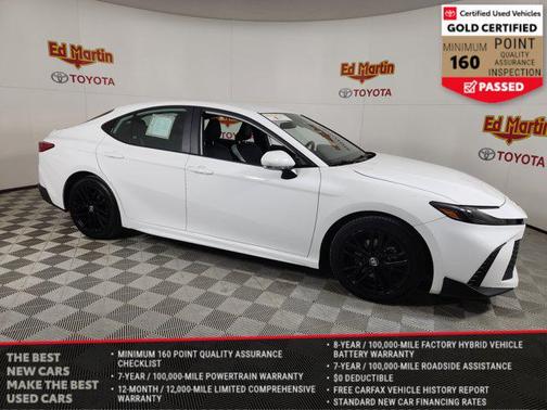 2025 Toyota Camry SE