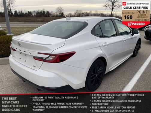 2025 Toyota Camry SE