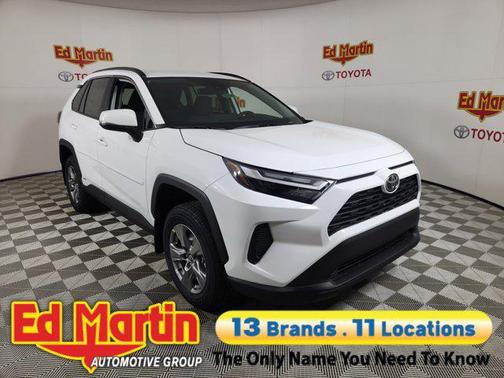 2025 Toyota RAV4 Hybrid XLE