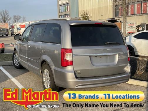 2014 Chrysler Town & Country Touring