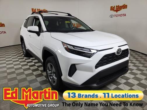 2025 Toyota RAV4 Hybrid XLE