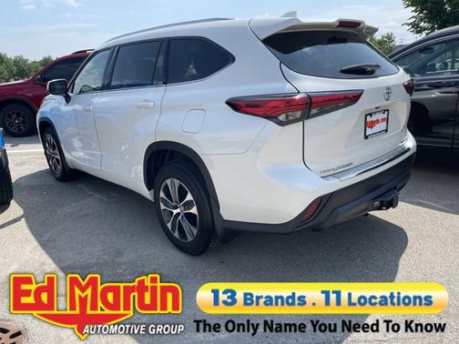 Blizzard Pearl 2020 Toyota Highlander XLE