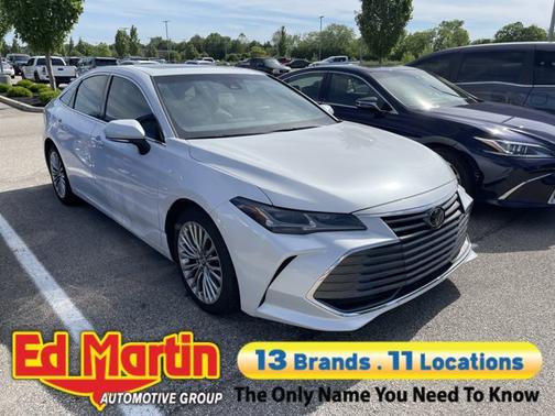 Wind Chill Pearl 2019 Toyota Avalon Limited