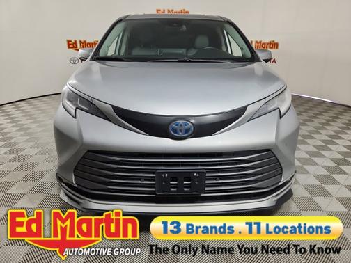 2021 Toyota Sienna Limited 7-Passenger