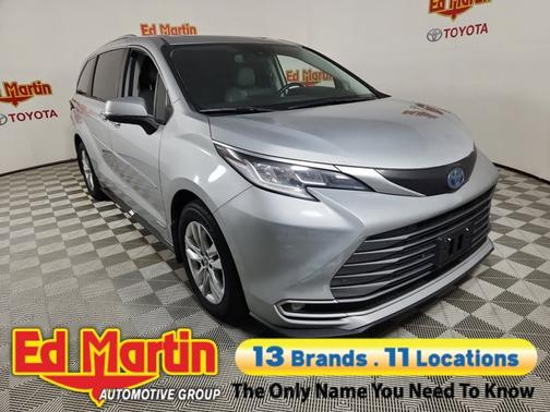 2021 Toyota Sienna Limited 7-Passenger