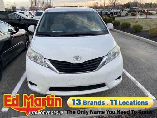 2013 Toyota Sienna LE