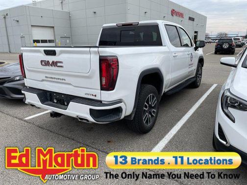2023 GMC Sierra 1500 AT4