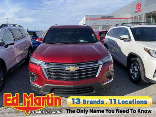 2023 Chevrolet Traverse LT Cloth