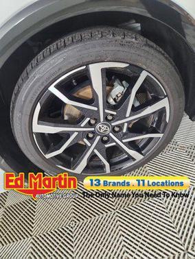 2025 Toyota Prius Plug-In Hybrid XSE