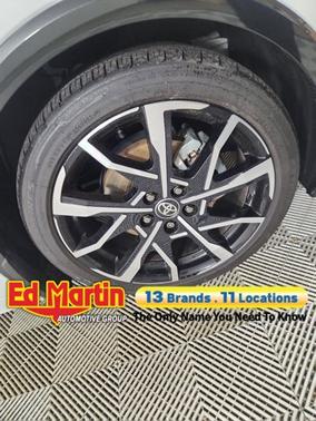 2025 Toyota Prius Plug-In Hybrid XSE