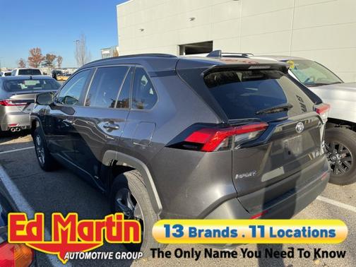 2025 Toyota RAV4 Hybrid LE