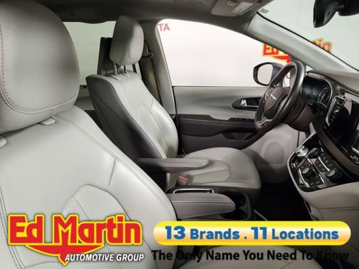 2019 Chrysler Pacifica Touring-L Plus