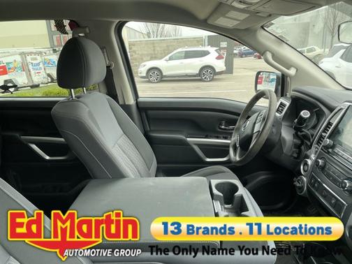 Brilliant Silver Metallic 2021 Nissan Titan SV