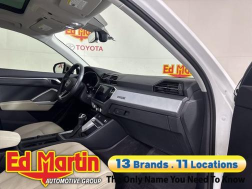 Ibis White 2020 Audi Q3 45 S line Premium
