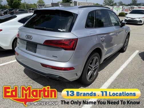 Florett Silver Metallic 2022 Audi Q5 55 S line Premium Plus
